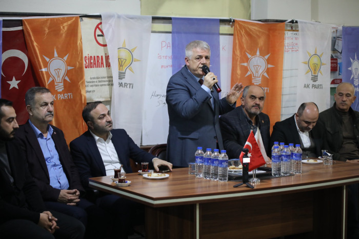 Ak Parti Belediyeciliği Birliğin Simgesidir.