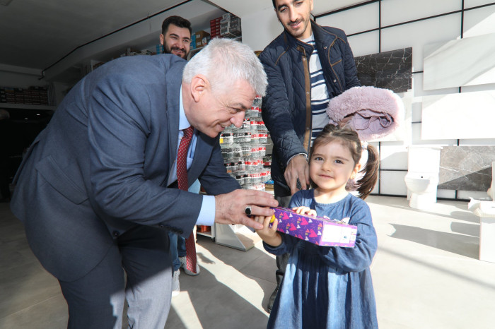 Ak Parti Belediyeciliği Birliğin Simgesidir.
