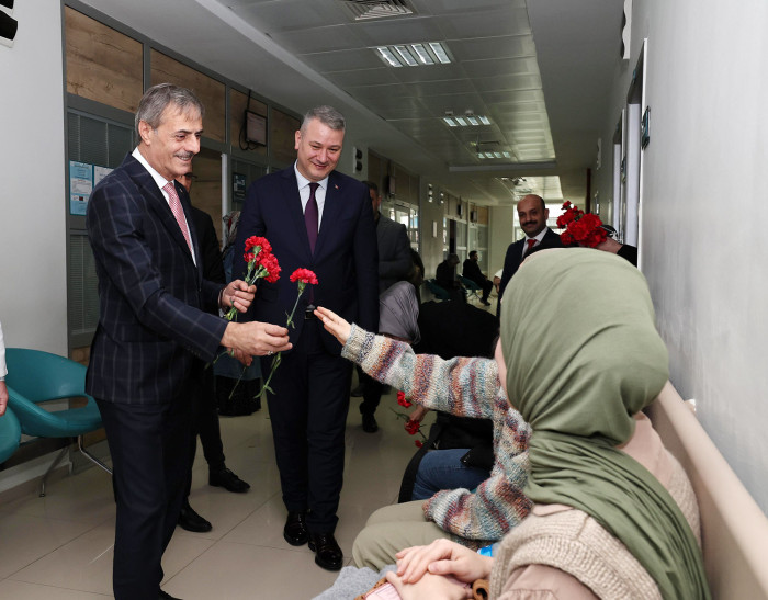 Şehrin sağlık altyapısına katkı sunacak çalışmaları hayata geçireceğiz