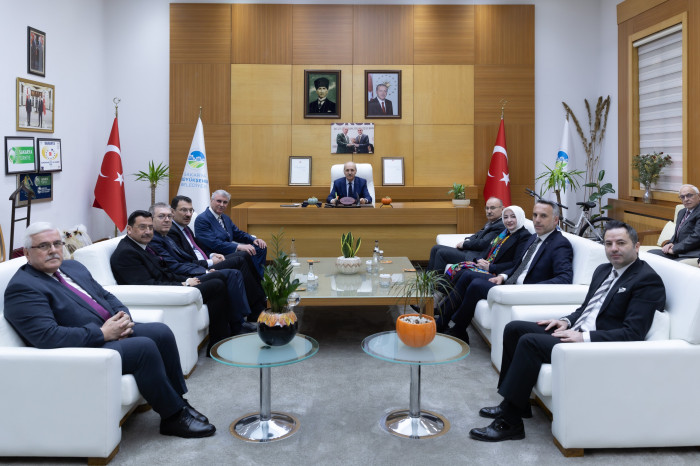 TBMM Başkanı Kurtulmuş Başkan Yüce’yi ziyaret etti: "Sakarya'nın adını altın harflerle yazdık"