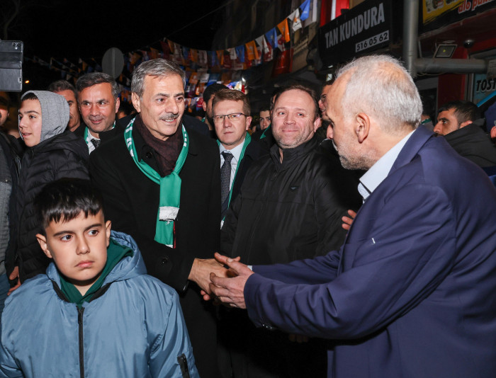 Hizmet ve eser belediyeciliği devam edecek