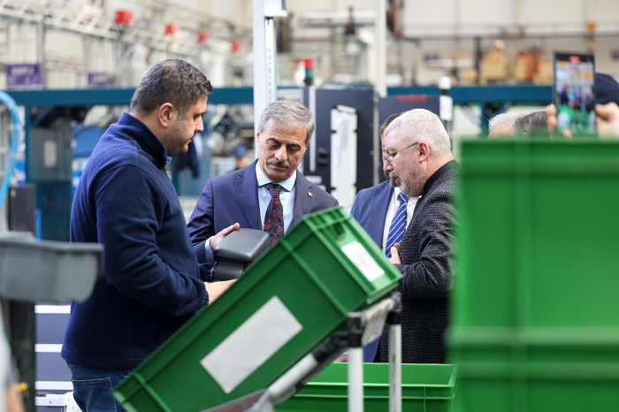 Sanayi bölgelerimizin gelişimlerine katkı sağlayacak adımları atacağız”
