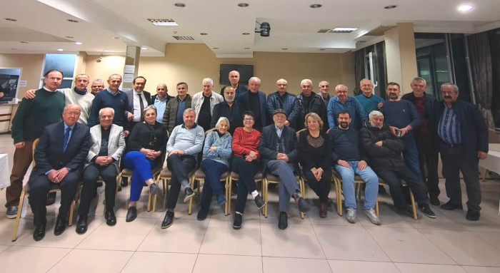 Arifiye Öğretmen Lisesi Sevdası Devam Ediyor.