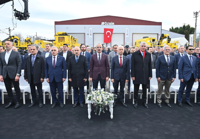 Bakan Uraloğlu açıkladı! Sakarya'dan İsviçre'ye raylı sistem ihracatı