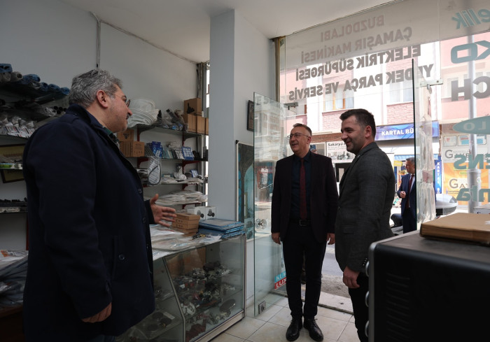 ADAPAZARI’NI Birlikte Yönetmeye Devam