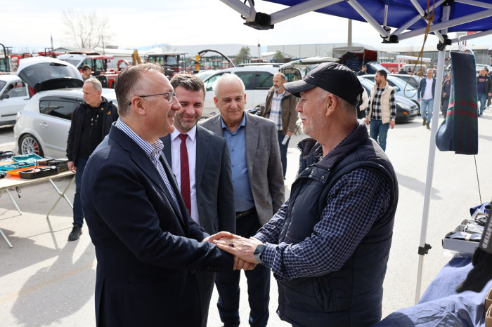 Millete Aşkla Hizmete devam