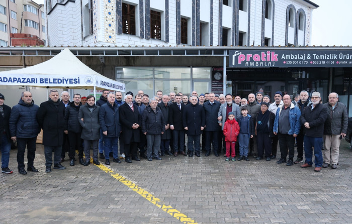 İnci ve Işıksu 15 Temmuz Camili'de