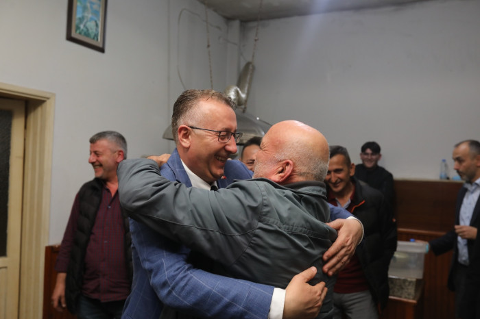 Gönül Köprüleri İnşaa Etmeye Devam