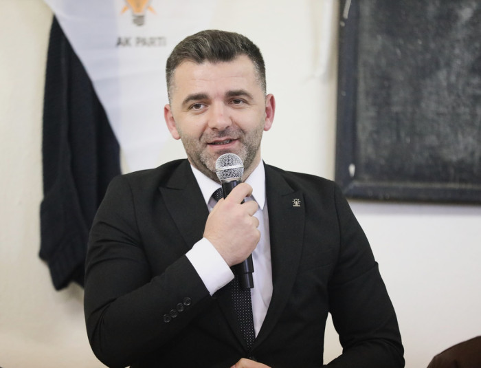 Eser ve Hizmet Siyaseti Sürecek