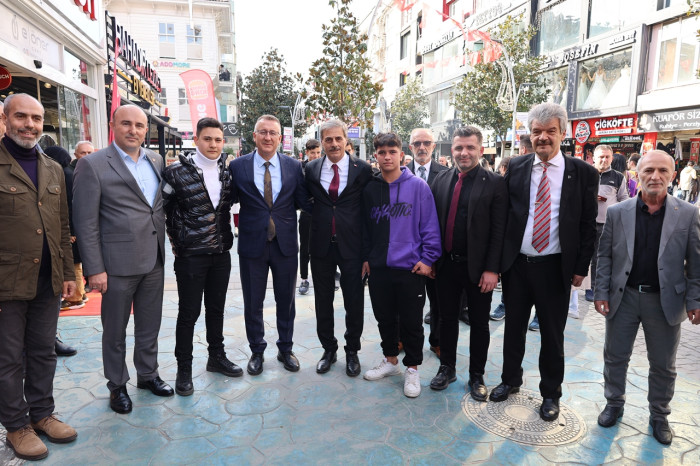 Gönül Köprüleri İnşaa Etmeye Devam