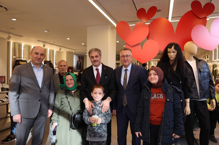 Gönül Köprüleri İnşaa Etmeye Devam