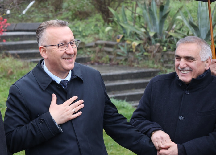 İnci ve Işıksu 15 Temmuz Camili'de