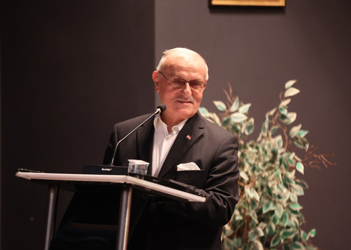 IŞIKSU'dan Meclise Teşekkür Plaketi