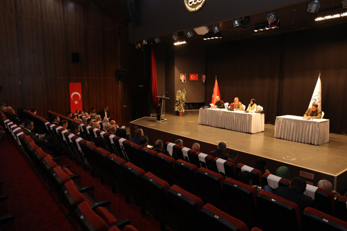 IŞIKSU'dan Meclise Teşekkür Plaketi