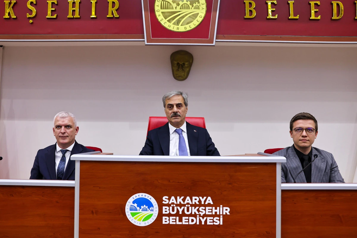 Başkan Alemdar’dan mecliste ‘icraat belediyeciliği’ vurgusu