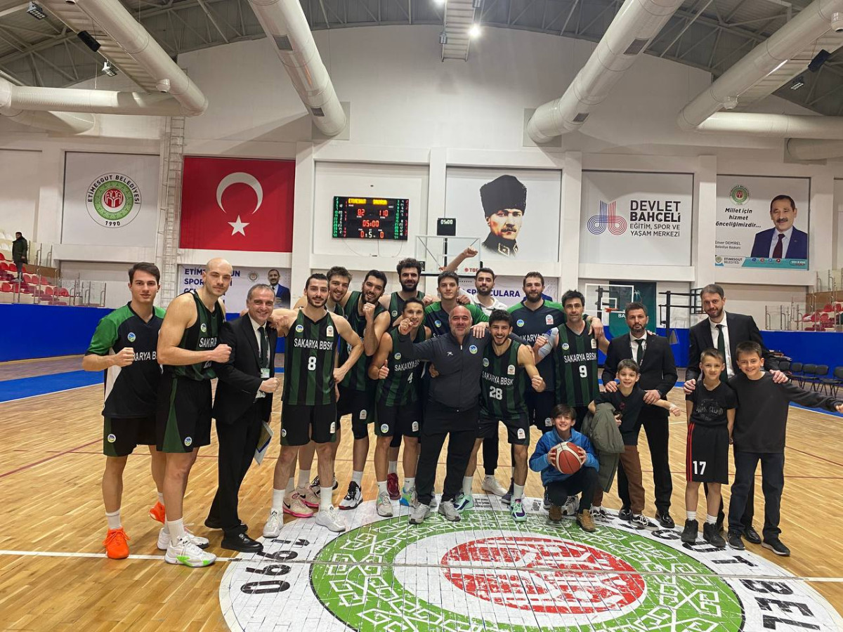 Büyükşehir Basket Deplasmanda Farkla Kazandı: 82-110