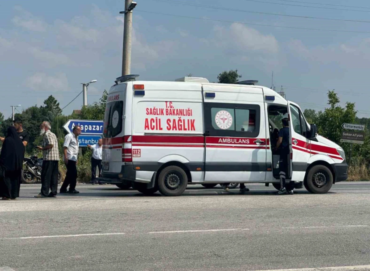 D-100’de hafif ticari araç ile elektrikli bisiklet çarpıştı: 1 yaralı