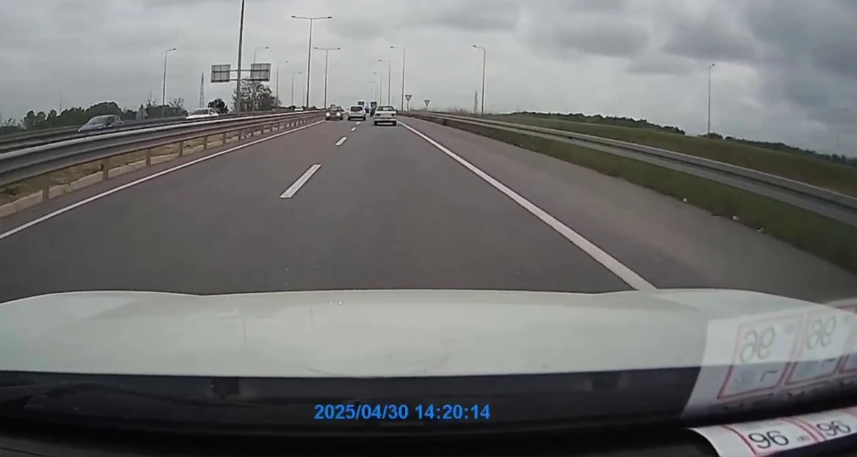 Duble yolda ters yönde gide otomobil ölüme davetiye çıkardı