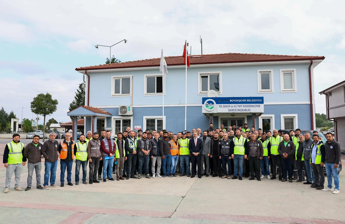 “Geçtiğimiz yılın üzerinde asfalt çalışmasını şehrimizde hayata geçireceğiz”
