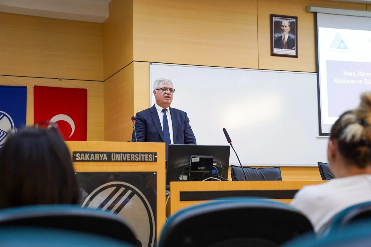 İlim Yayma Büyük Ödül Sahibi Prof. Dr. Fikrettin Şahin Sakarya Üniversitesinde 