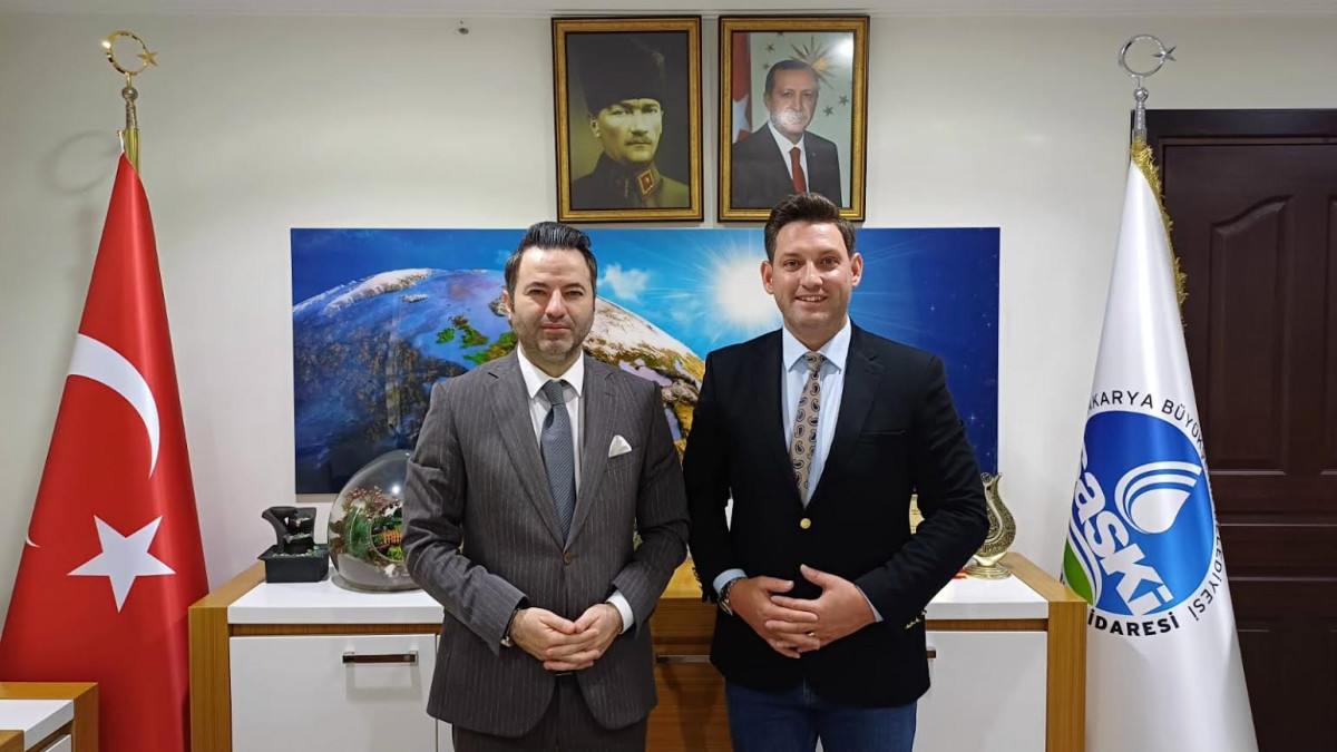 İş İnsanı Aykut Saban, SASKİ Genel Müdürü Yiğit Turan'ı, başarılarından dolayı tebrik etti