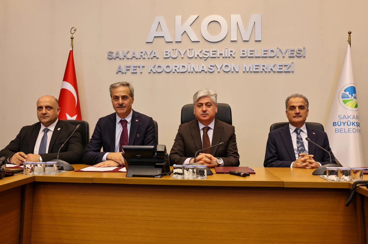 Kahverengi kokarca kabusuna karşı mucize buluş Sakarya’da Çiftçiler Günü’nde üreticiyle buluştu