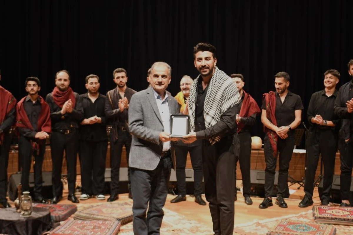 Sakarya Üniversitesinde Yerel Basın Buluşması ve Sıra Gecesi Düzenlendi