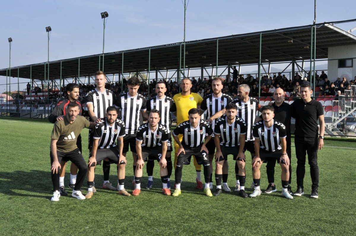 Selçuk Yıldız Başkanlığında Geyvespor’dan 9 Gollü Şov